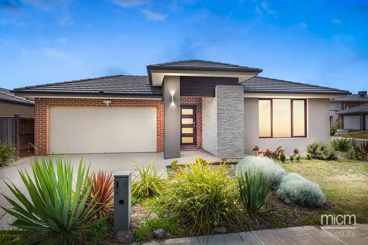 30 Selleck Drive, Point Cook VIC 3030