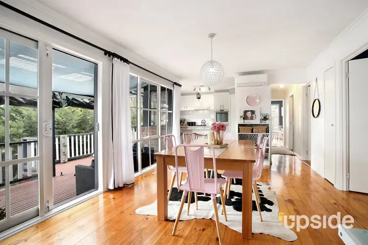 Sixth view of Homely house listing, 2 Kooluna Court, Frankston VIC 3199