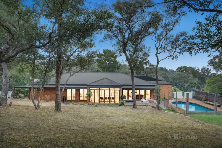23 Research Warrandyte Road, Research VIC 3095