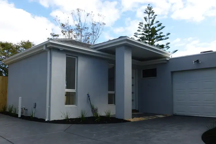 18 Bettina Street