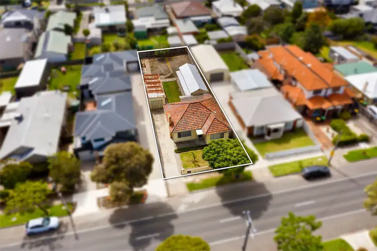 14 Maddox Road, Newport VIC 3015