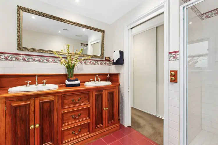 Fifth view of Homely house listing, 10 Willora Court, Frankston South VIC 3199