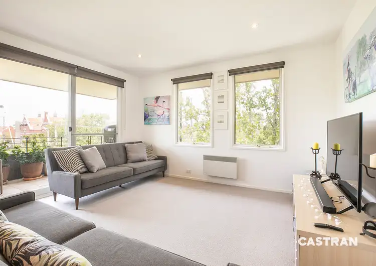 Second view of Homely apartment listing, 9/2A The Avenue, Windsor VIC 3181