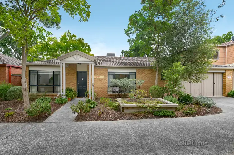 3 Cherrytree Lane, Box Hill South VIC 3128