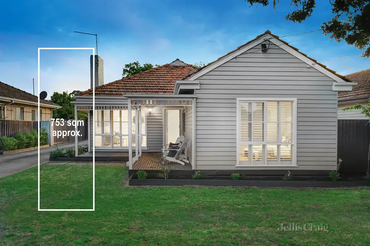 74 Brooks Street, Bentleigh East VIC 3165