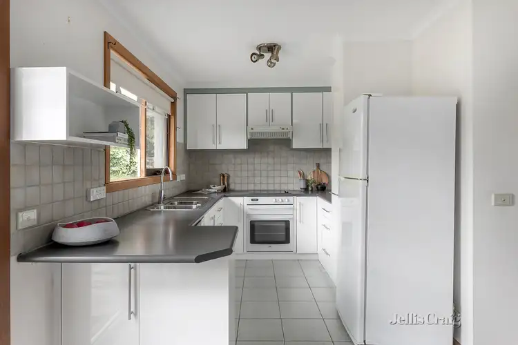 Third view of Homely villa listing, 2/21 Bonny Street, Bentleigh East VIC 3165