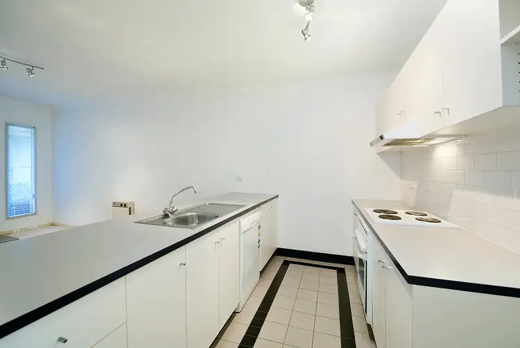 Fourth view of Homely apartment listing, 10/75 Drummond Street, Carlton VIC 3053