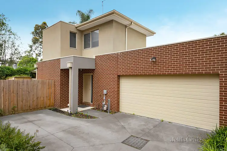 2/11 Stuart Crescent, Nunawading VIC 3131
