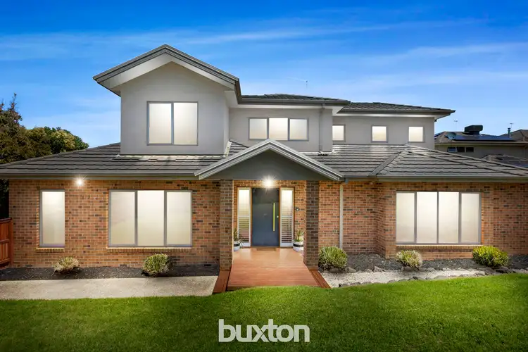 1/2 Marianne Way, Mount Waverley VIC 3149