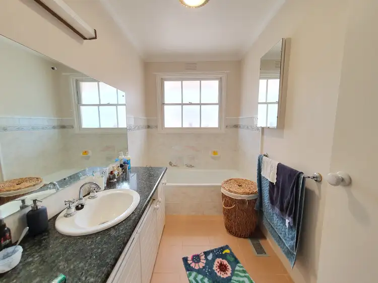 Fifth view of Homely house listing, 10 Nevada Close, Wheelers Hill VIC 3150