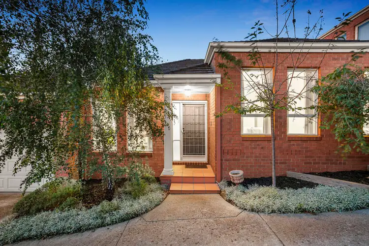 Main view of Homely house listing, 2/33 High Road, Camberwell VIC 3124