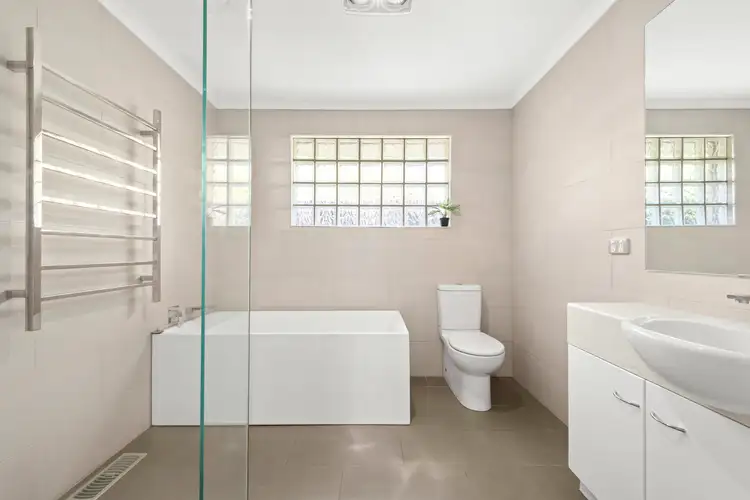 Seventh view of Homely house listing, 6 Akoonah Close, Donvale VIC 3111