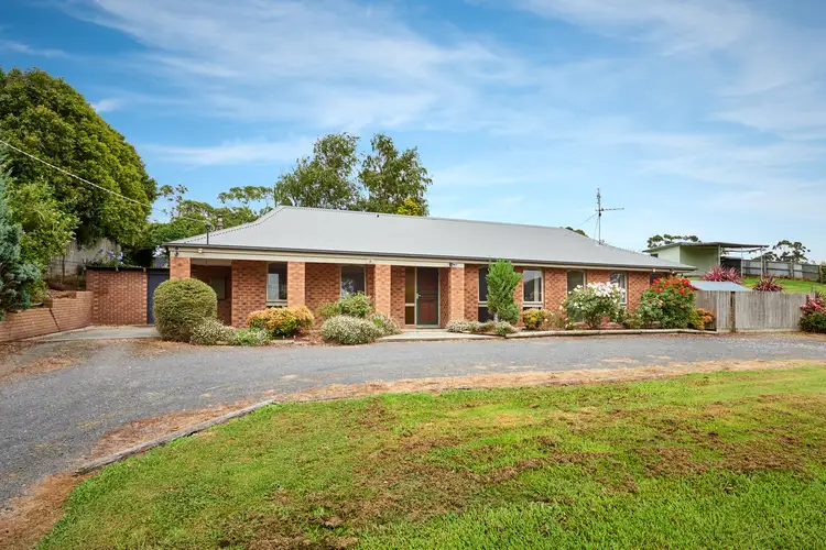 63 Main  Road, Bena VIC 3946
