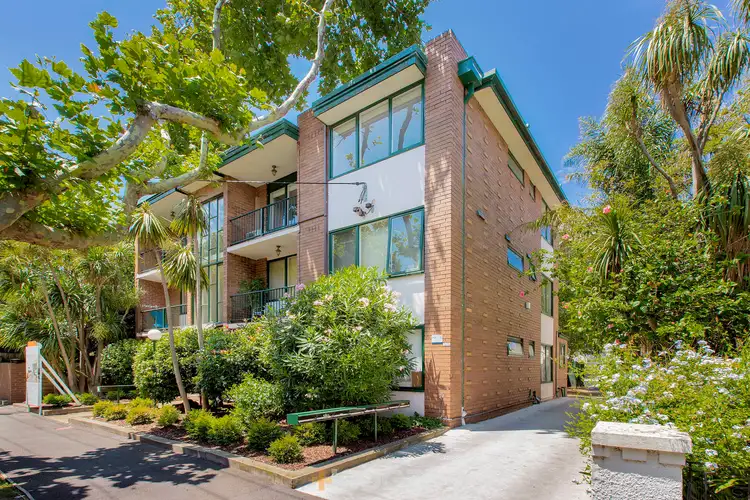 9/113 Addison Street, Elwood VIC 3184