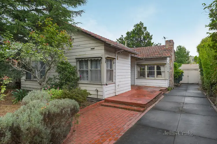 18 Harris Street, Blackburn North VIC 3130