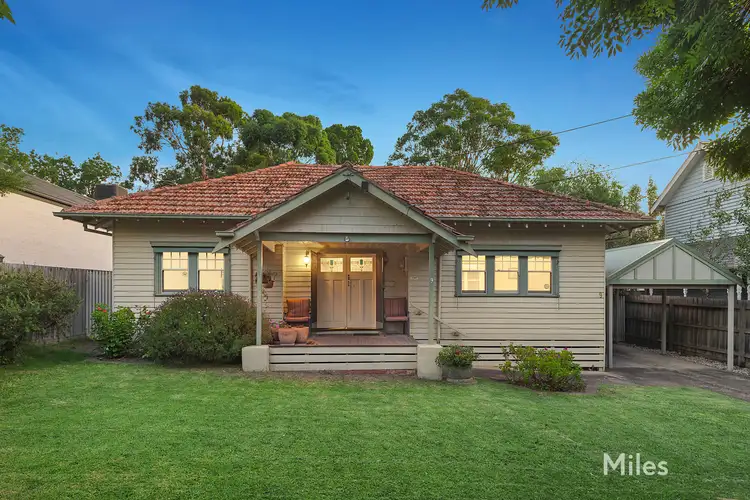9 Menzie Grove, Eaglemont VIC 3084