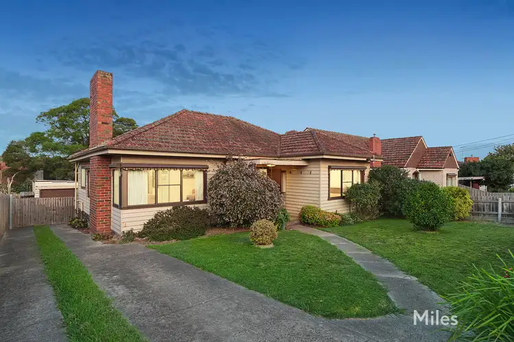 20 Dobson Avenue, Rosanna VIC 3084