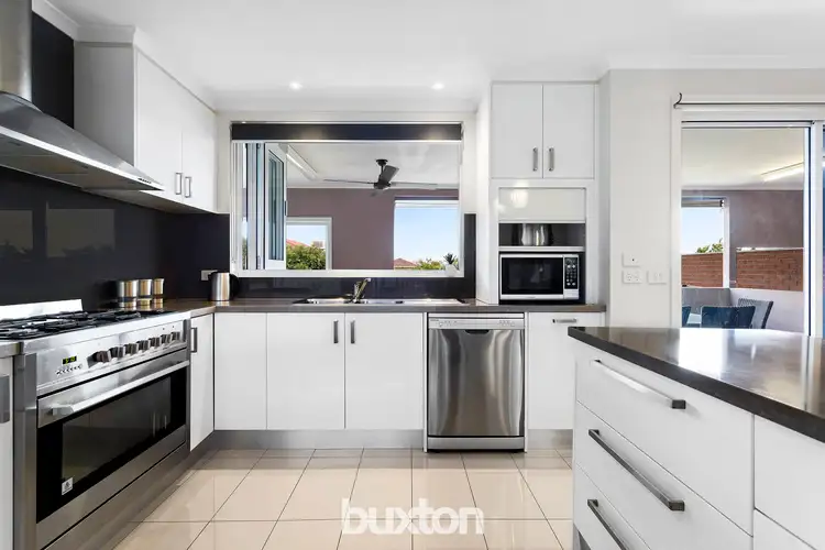 3 Dalbeattie Drive, Clarinda VIC 3169