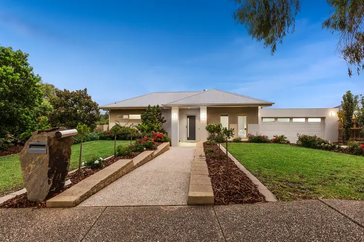 30 Landano Way, Doreen VIC 3754