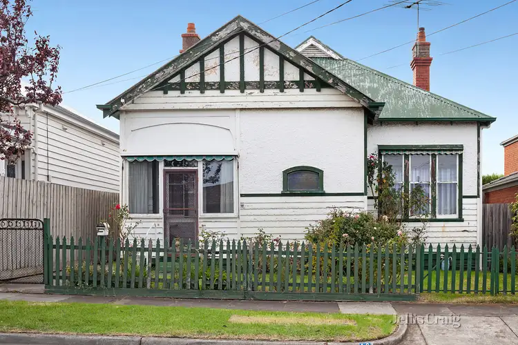 16 Carlyon Street, Ormond VIC 3204
