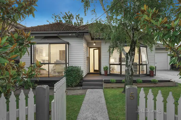 Main view of Homely house listing, 5 Plymouth Street, Bentleigh East VIC 3165