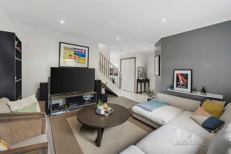 2/54 St Andrews Avenue, Rosanna VIC 3084