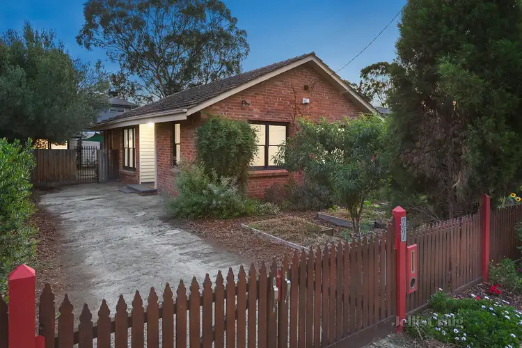 27 Ramu Parade, Heidelberg West VIC 3081