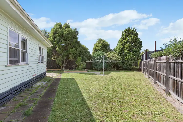 Fifth view of Homely house listing, 4 Paula Court, Oakleigh South VIC 3167