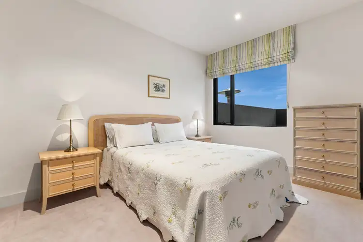 Sixth view of Homely apartment listing, 704/1 Powlett Street, East Melbourne VIC 3002
