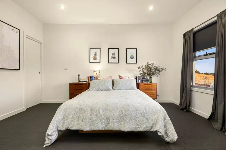3/90a Charles, Seddon VIC 3011
