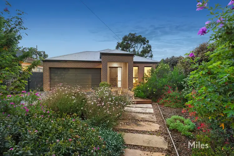 22 Dowle Street, Macleod VIC 3085