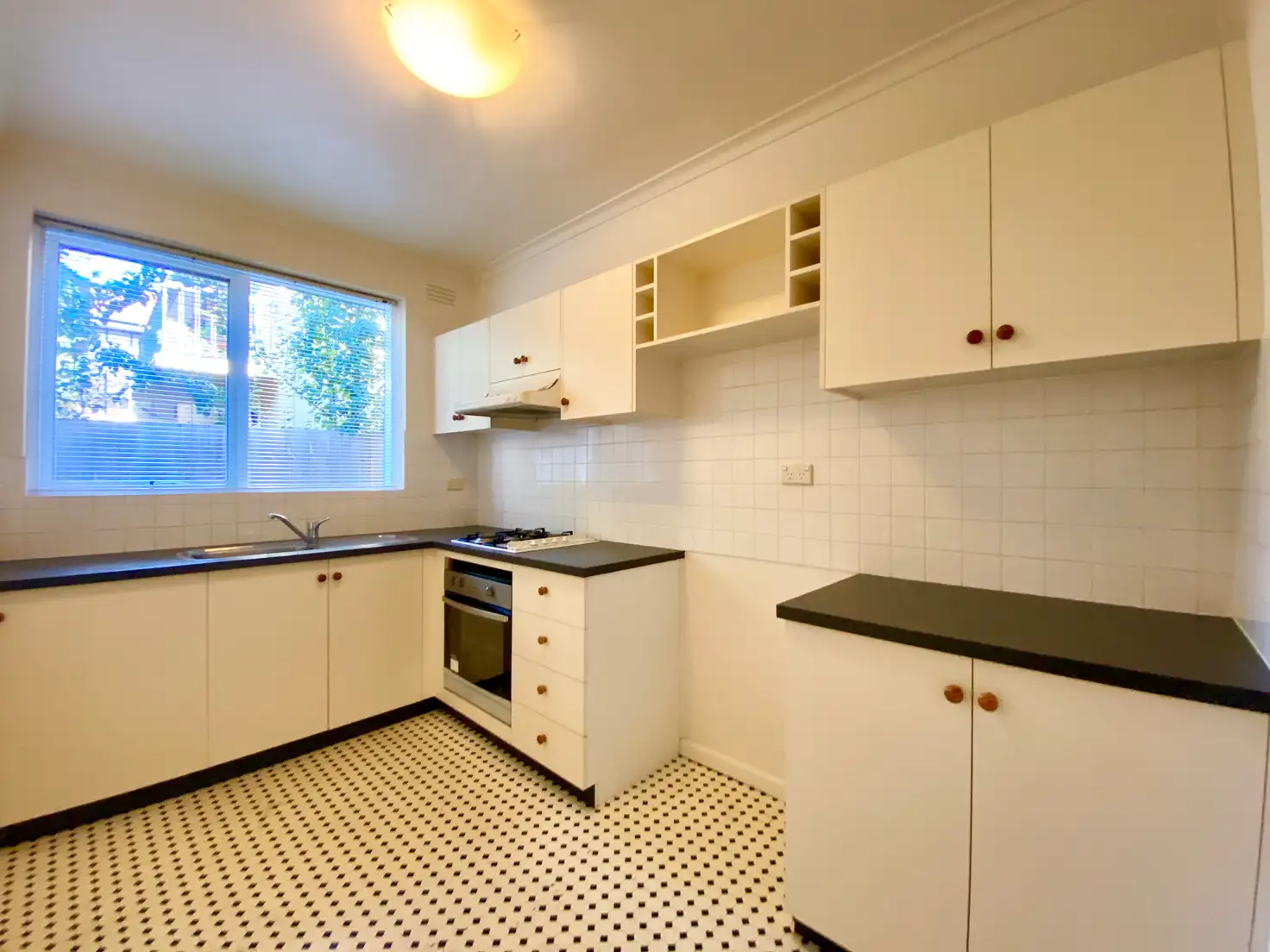 Main view of Homely apartment listing, 4/5 Duke Street, Caulfield South VIC 3162