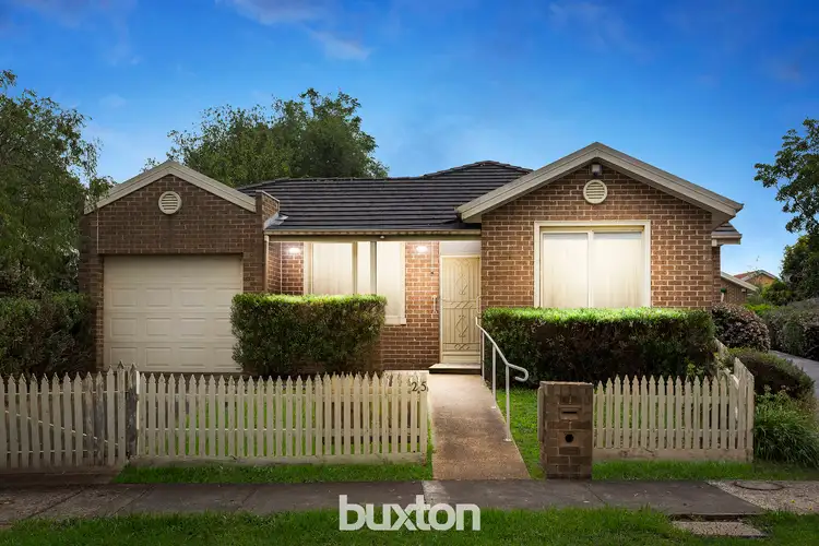 1/25 Duffy Street, Burwood VIC 3125