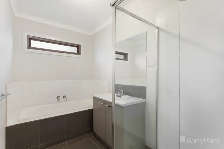 Sixth view of Homely unit listing, 2/43 Darraweit Road, Wallan VIC 3756