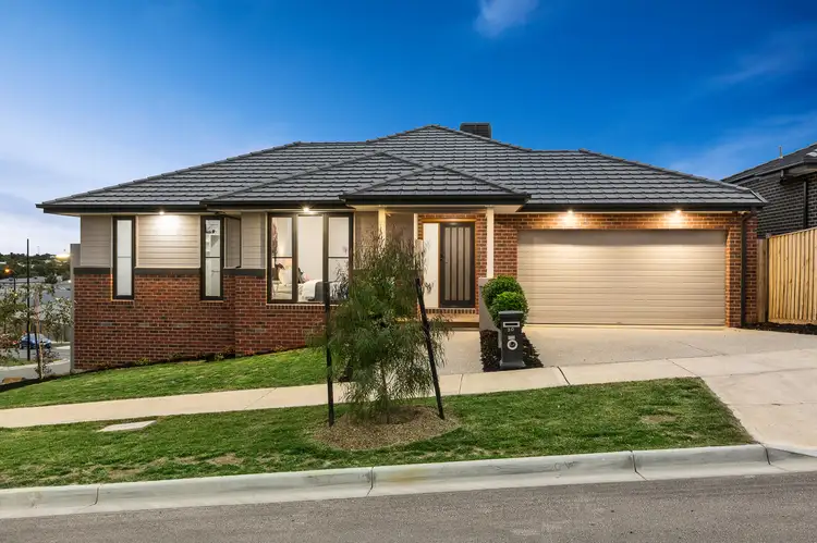30 Coobowie Drive, Doreen VIC 3754