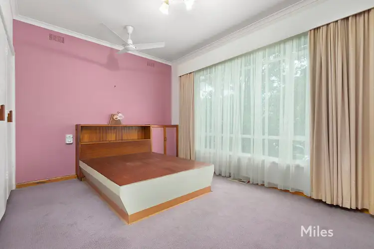 Fifth view of Homely house listing, 197 Mountain View Parade, Rosanna VIC 3084