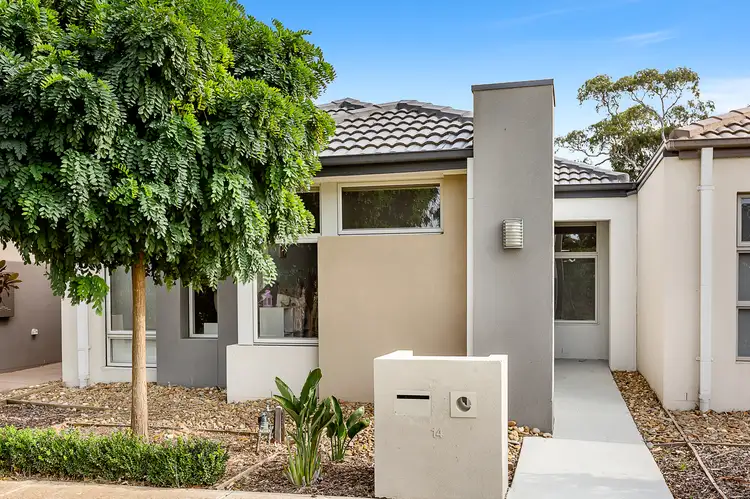 14 Soapstone Walk, Doreen VIC 3754