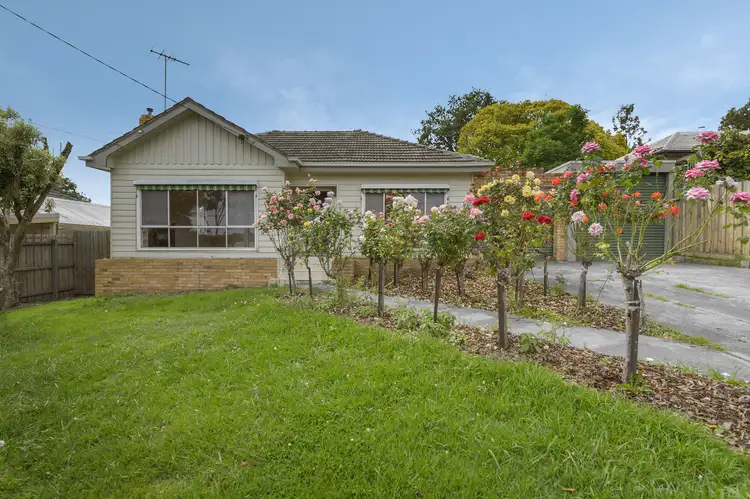 17 Mayona Road, Montmorency VIC 3094