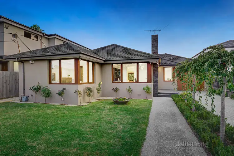 6 Adrian Street, Bentleigh East VIC 3165