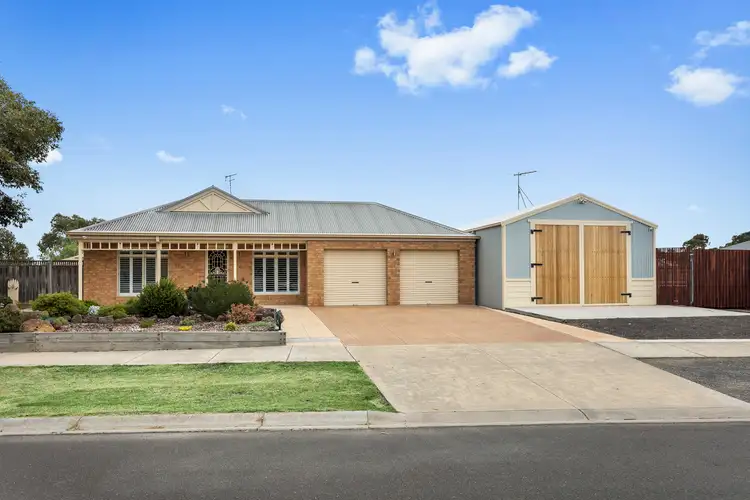 20 Greenfields Drive