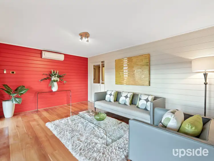 Fifth view of Homely house listing, 2/14 Rockbeare Grove, Ivanhoe VIC 3079