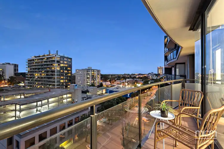 908/28 Bank Street, South Melbourne VIC 3205