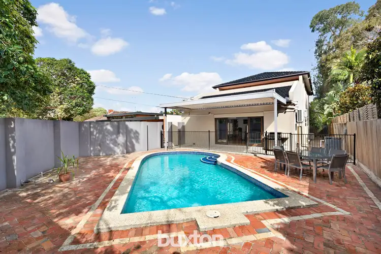 11 Don Court, Caulfield South VIC 3162