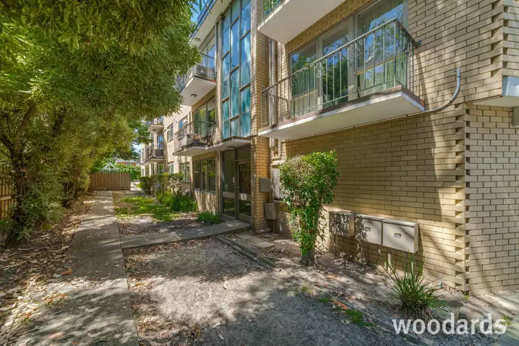 1/9 Albion Road, Box Hill VIC 3128