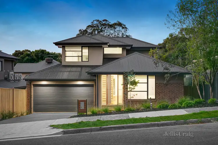 18 Heather Grove, Briar Hill VIC 3088