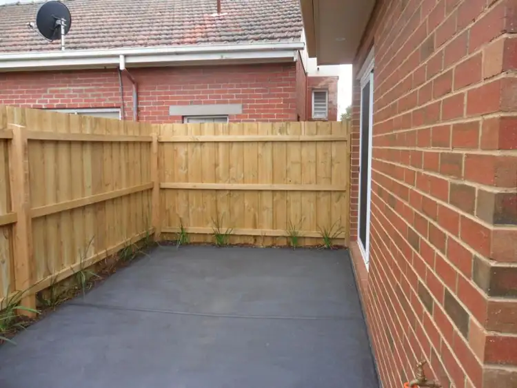 Main view of Homely townhouse listing, 272 Neerim Road, Carnegie VIC 3163