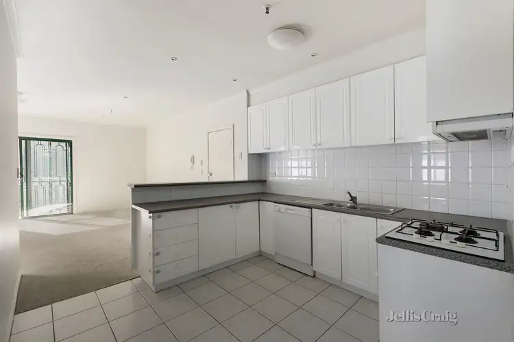 Fourth view of Homely unit listing, 6/13 Oxford Street, Box Hill VIC 3128