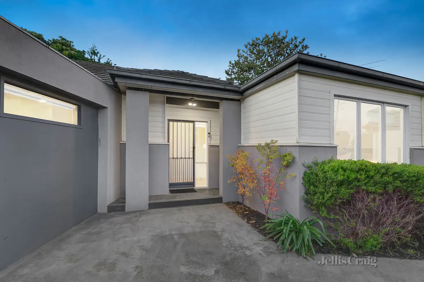 Main view of Homely townhouse listing, 2/3 Brady Road, Bentleigh East VIC 3165