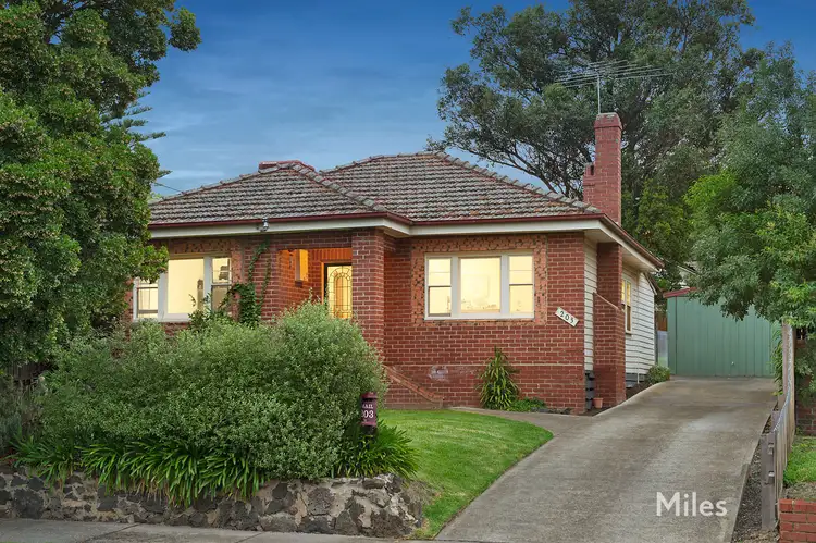 203 Cape Street, Heidelberg VIC 3084