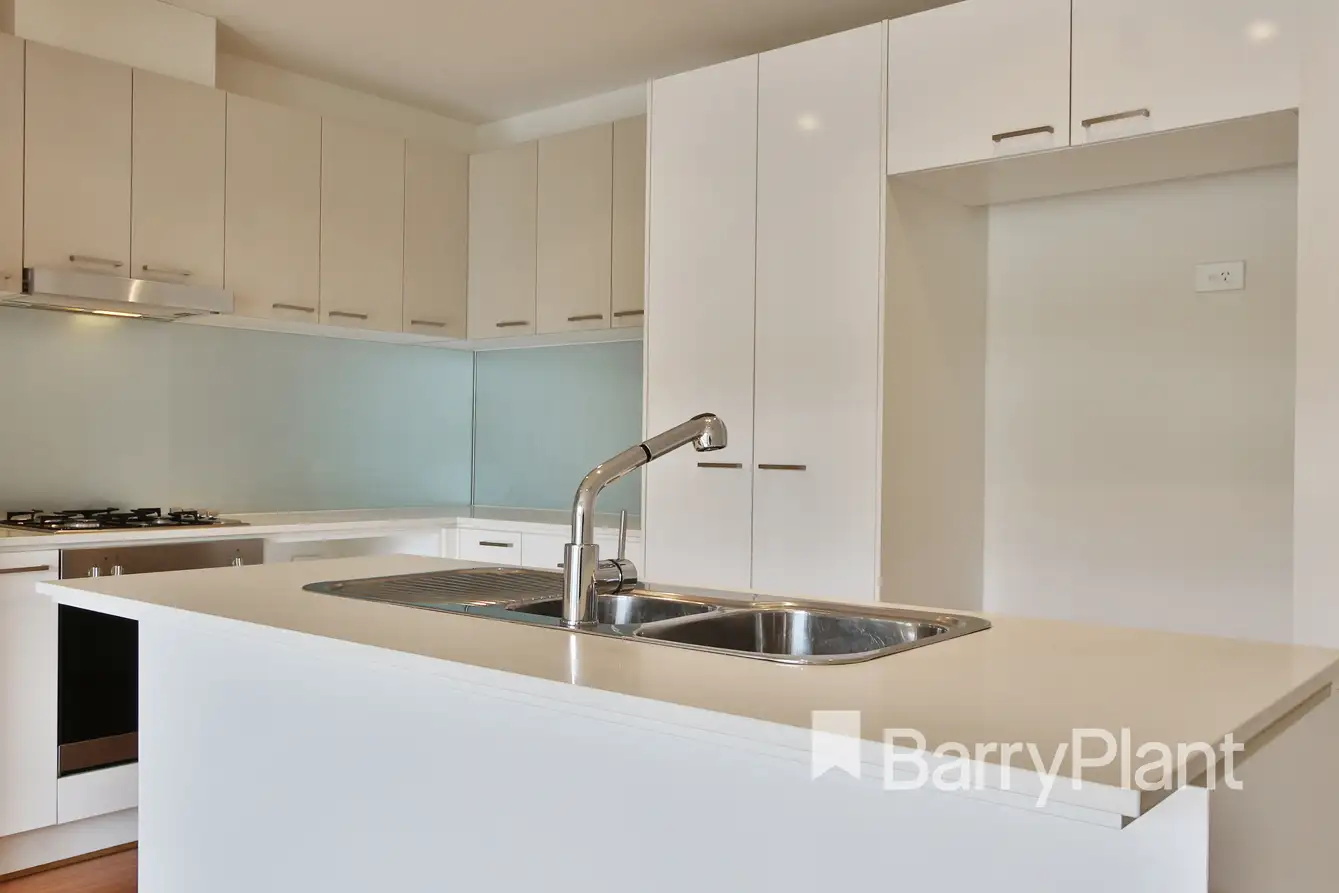 Main view of Homely apartment listing, 19/881 Doncaster Road, Doncaster East VIC 3109
